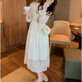 Early Spring New Style Temperament Light Mature Style French Vintage Slim V-neck Bottom Long Dress Gentle Lace Dress